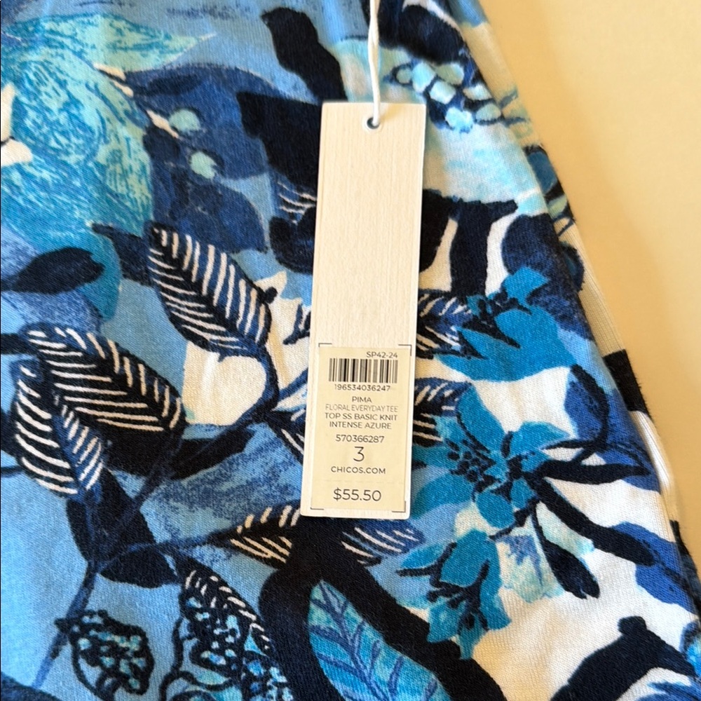 Chico's Blue Floral Short-Sleeve Tee size 3 - Picture 4 of 7